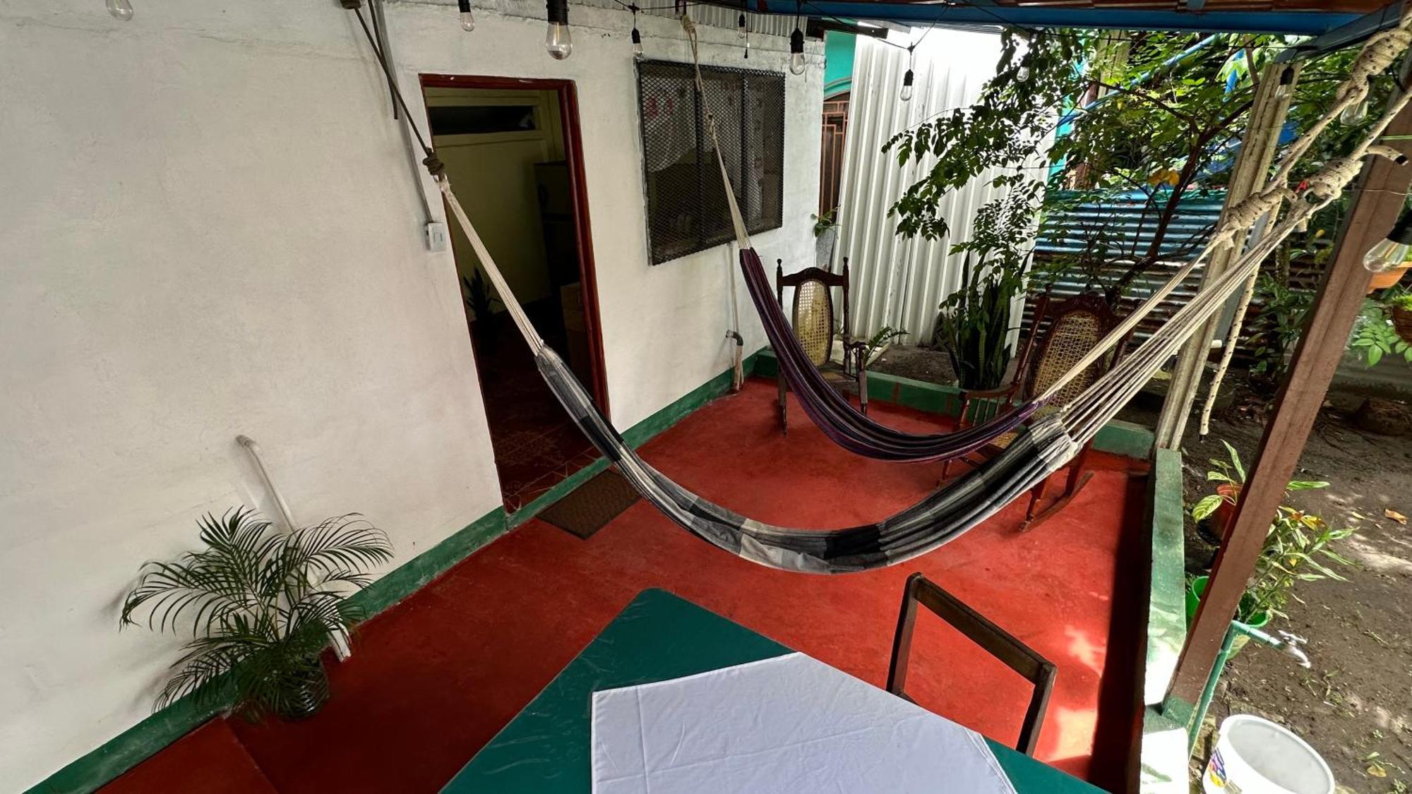The Corner House Tortuguero Exterior foto