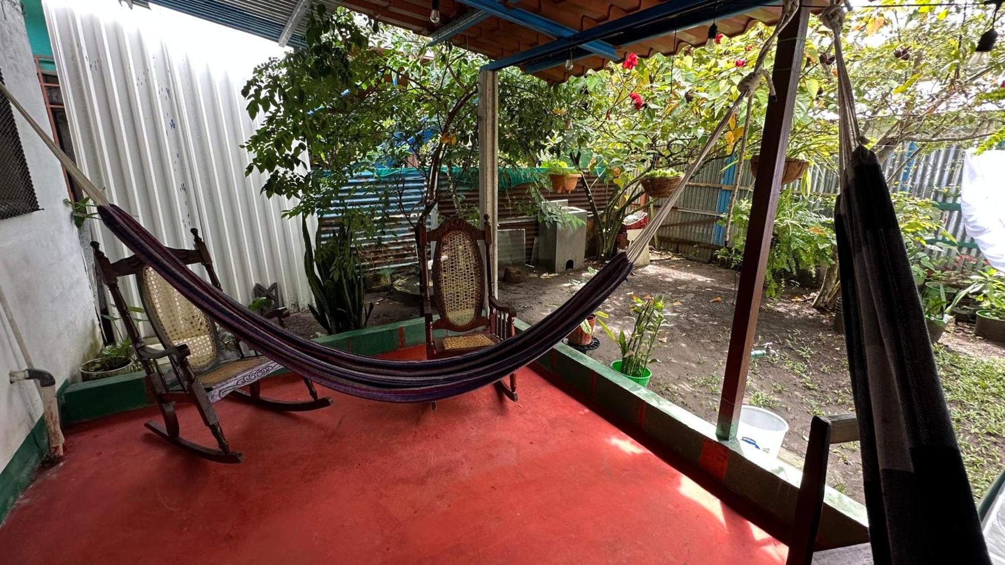 The Corner House Tortuguero Exterior foto
