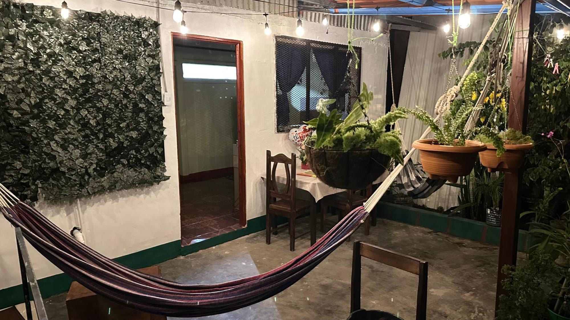 The Corner House Tortuguero Exterior foto
